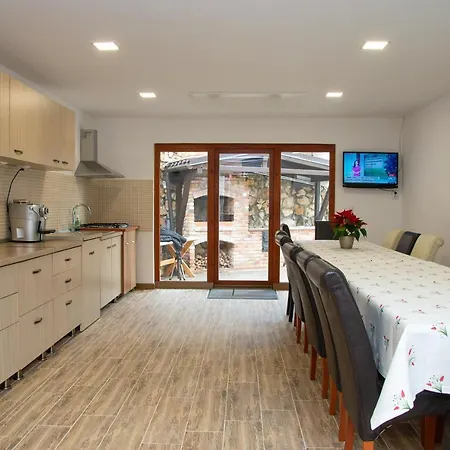 Casa dintre Brazi Hunedoara-3